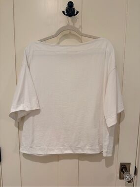 Banana Republic White Boatneck Short Sleeve Tee